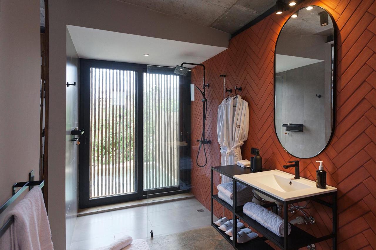 Eolia Sustainable Design Hotel Манта Екстер'єр фото