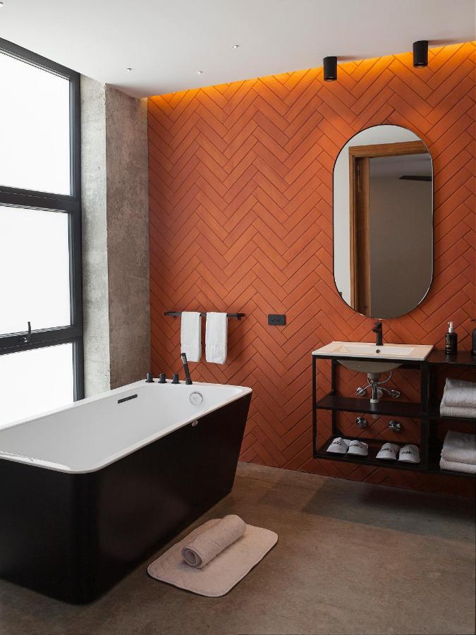 Eolia Sustainable Design Hotel Манта Екстер'єр фото