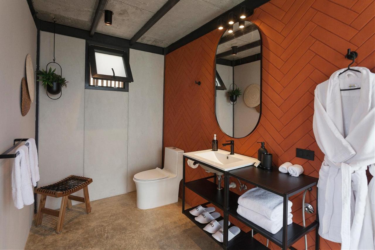 Eolia Sustainable Design Hotel Манта Екстер'єр фото