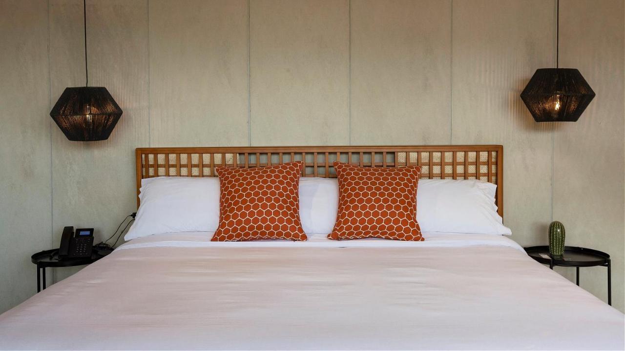 Eolia Sustainable Design Hotel Манта Екстер'єр фото